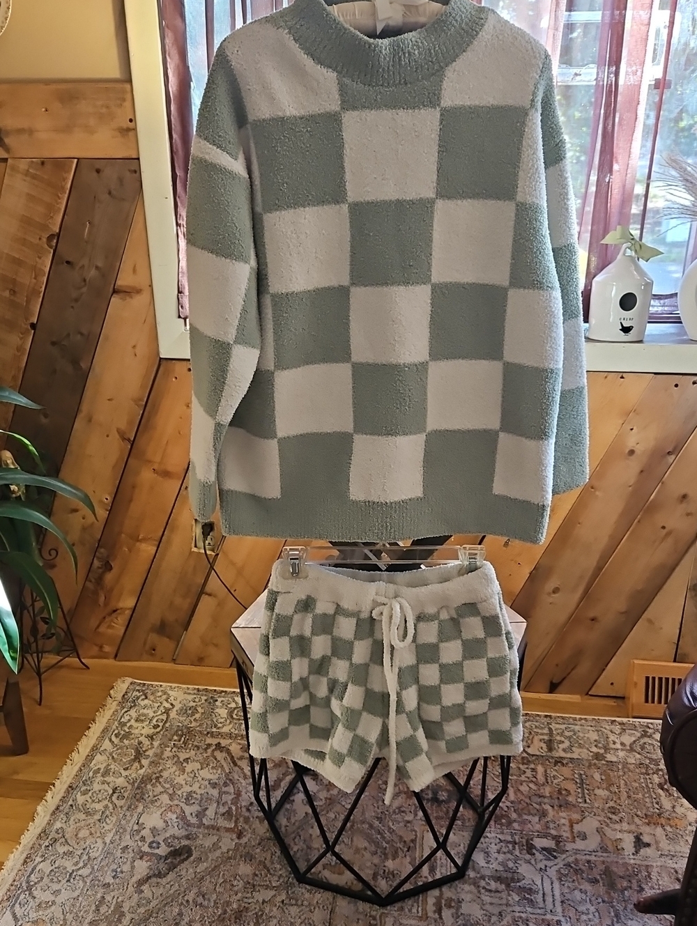 Comfyluxe Checkered Knit Lounge Set Fuzzy Sweater Drawstring Shorts Sage Cream L - Picture 2 of 9